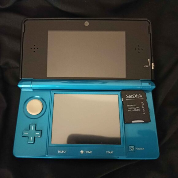 Modded Nintendo 3DS  Aqua Blue W/ Org. Packaging Plus Extras - Picture 1 of 9